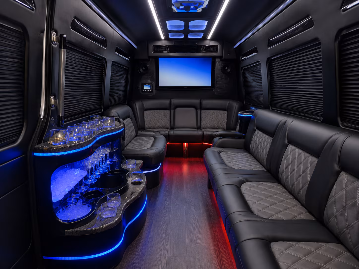 bus rentals for frontier days rodeo and cheyenne frontier days events