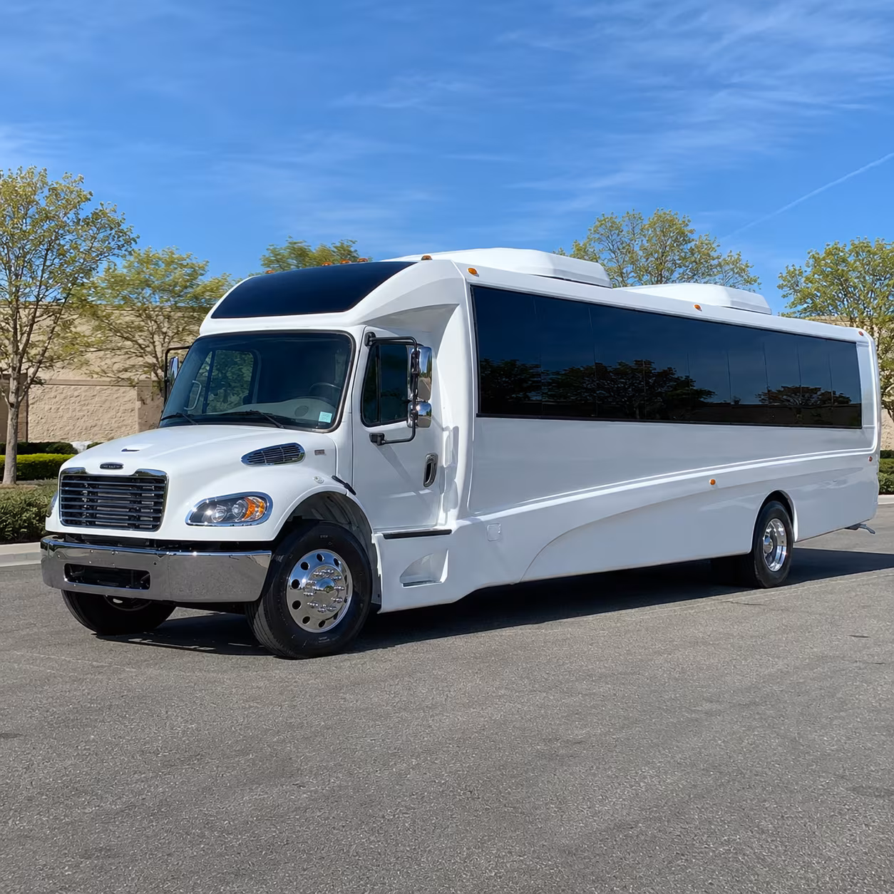 cheyenne 30 passenger minibus