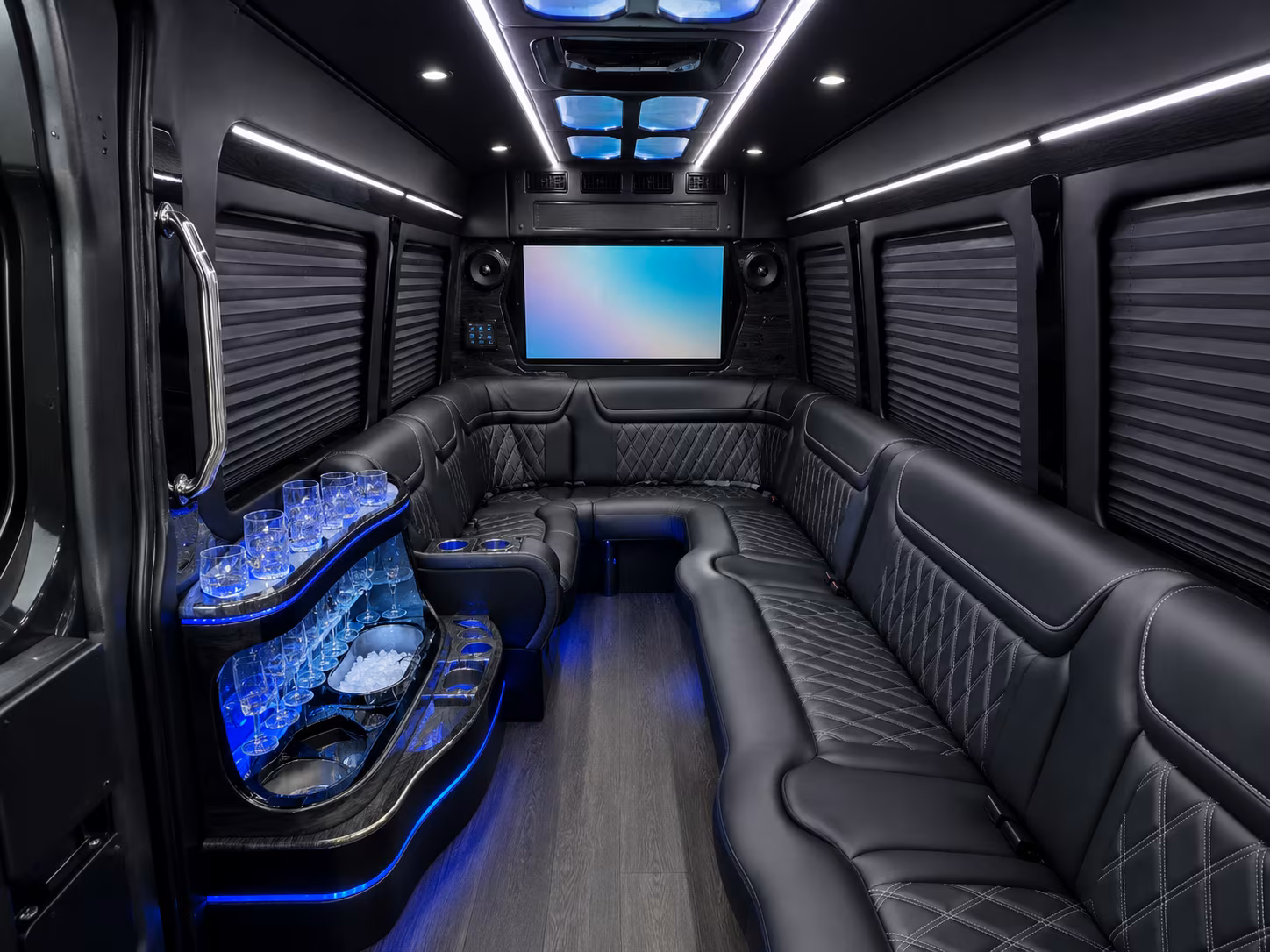 cheyenne 50 passenger party bus