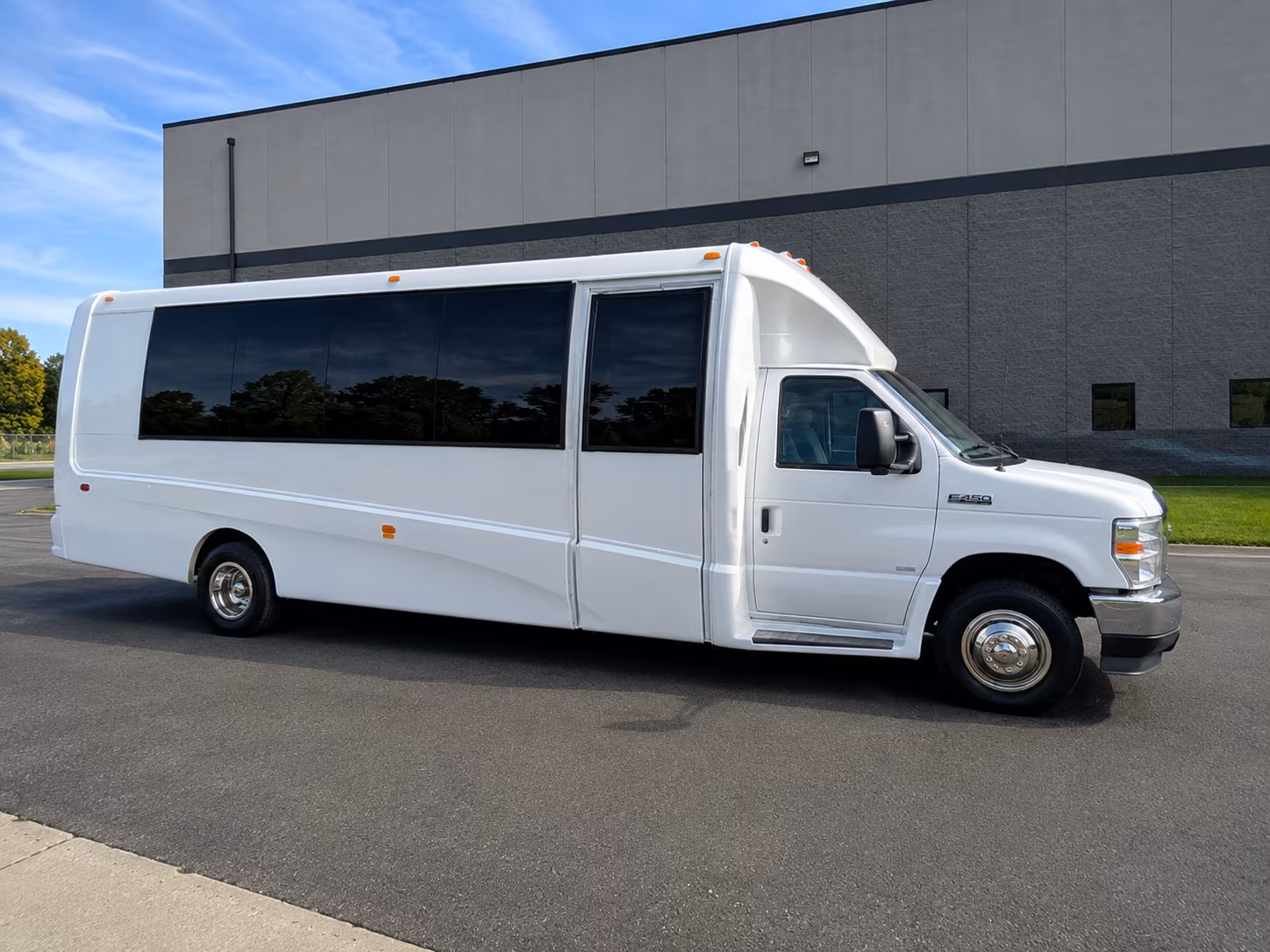 conference and convention shuttle buses in cheyenne