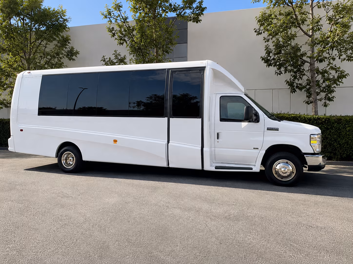 frontier days and corporate hospitality shuttle buses in cheyenne