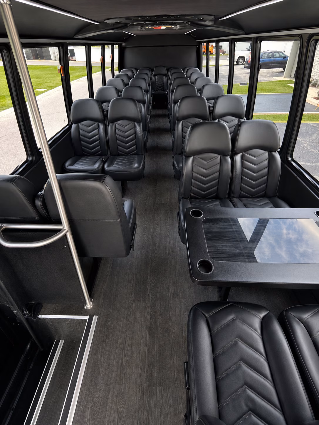 party buses and charter buses for cheyenne grizzlies hockey games