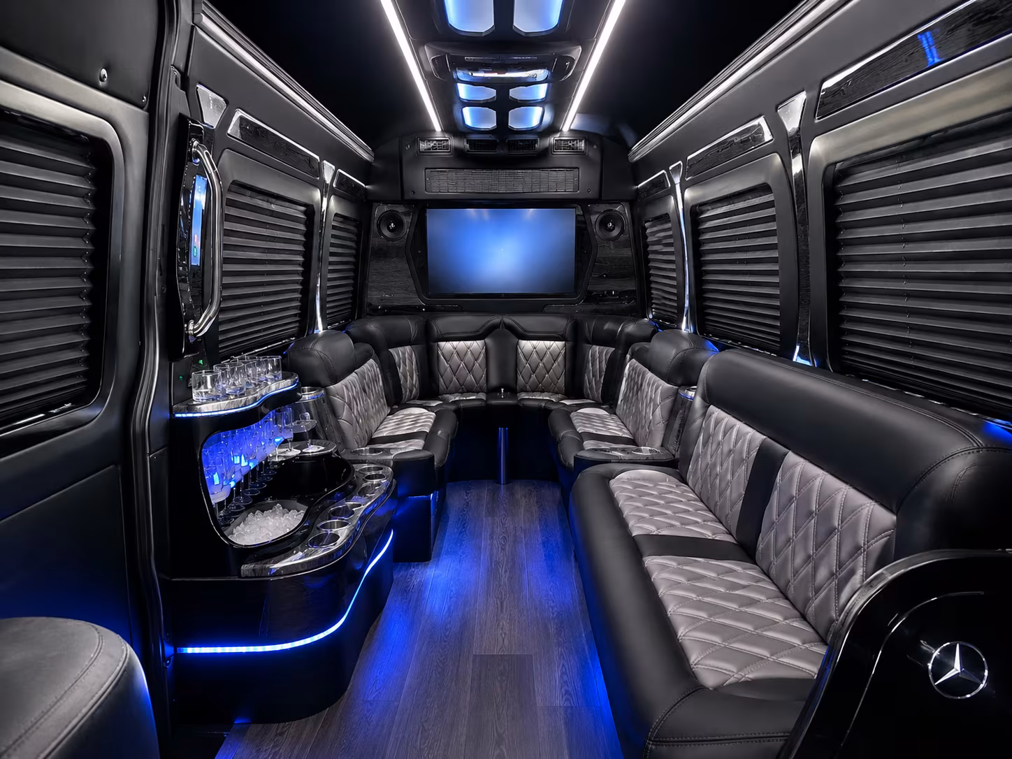 rehearsal dinner and wedding weekend bus rentals in cheyenne